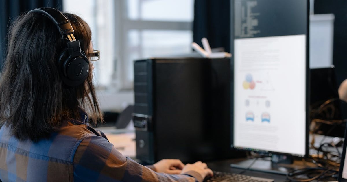 Excelマクロによる業務自動化の基本概念のイメージ