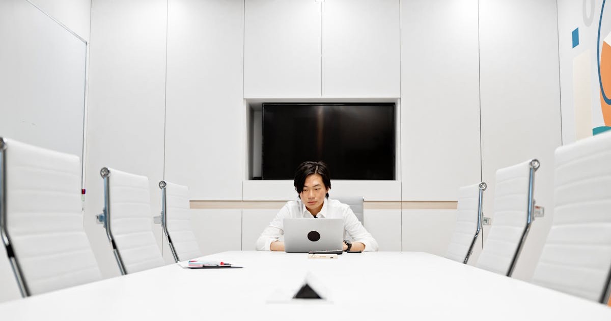 日銀3月会合後の今後の金利見通しと専門家予測 - 日銀3月会合後の金利動向解説！住宅ローンと家計負担への影響