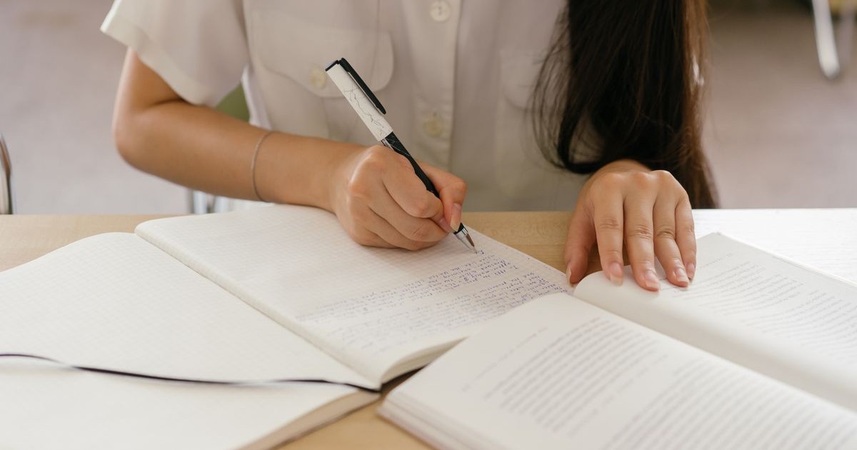 社会人が資格勉強を仕事と両立できない本当の理由とは？に関する参考画像